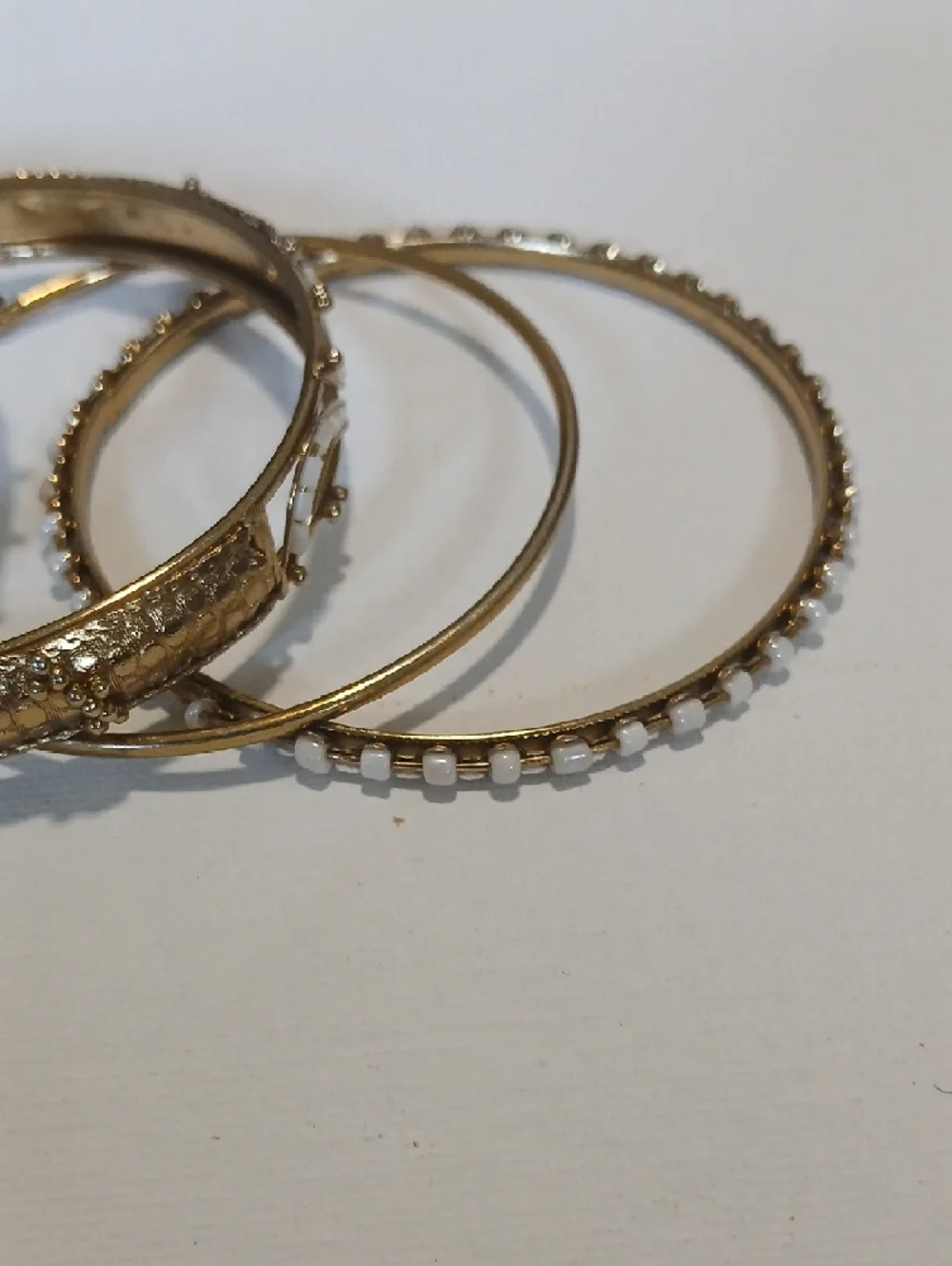 Boho Festival Gold-Tone Women's Bangle Bracelet Set with Coral & White Accents